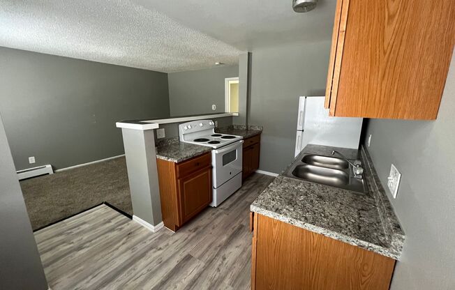 1 bed, 1 bath, 530 sqft, $1,075, Unit 342