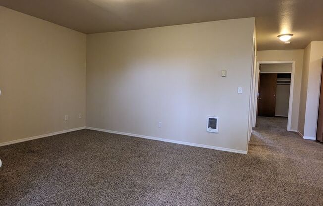 2 beds, 2 baths, 994 sqft, $1,200, Unit E301