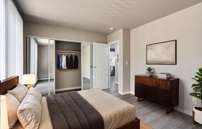2 beds, 1 bath, 975 sqft, $1,299, Unit 5010 - 201