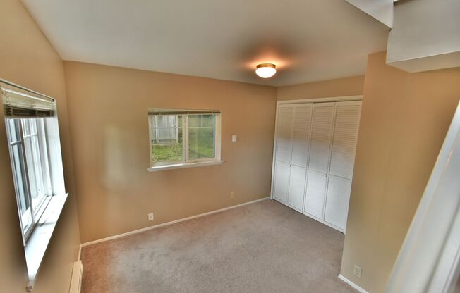 3bd/1.75ba Seattle Home