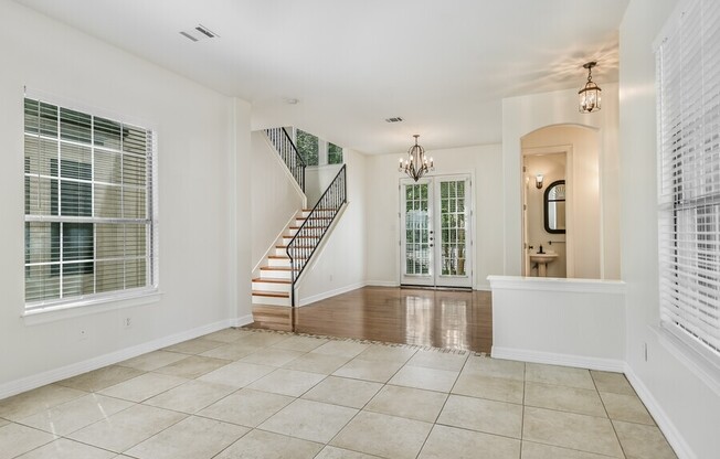 4007 GAINES CT