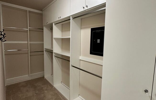Gorgeous 4 Bedroom 2.5-Bath House in Tigard near Bull Mountain