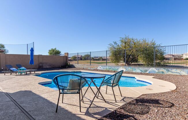 Gorgeous 5BR/3BA Home with Private Pool and Stunning Golf Course Views in Johnson Ranch Community