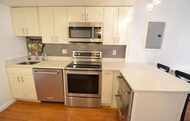 Studio, 237 sqft, $2,450, Unit 26