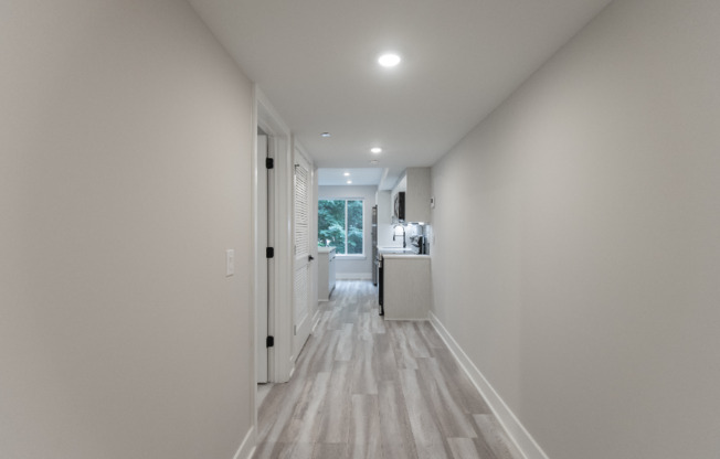 665 N 35 ST