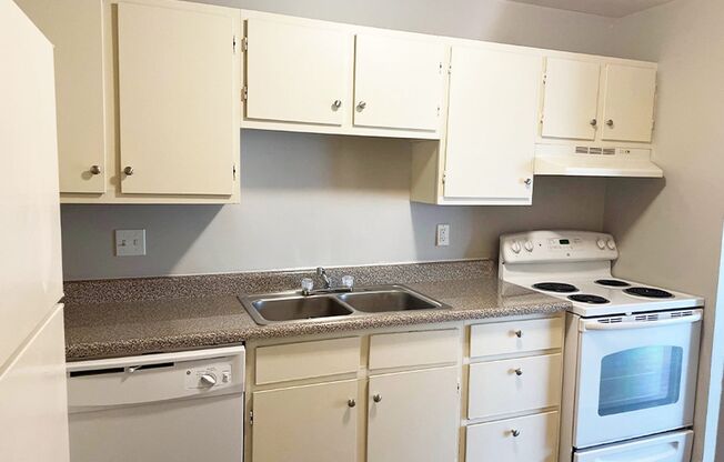 1 bed, 1 bath, 750 sqft, $995, Unit 1600-316