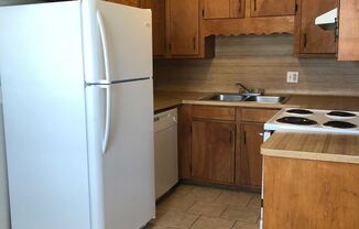 2 beds, 1 bath, 640 sqft, $795, Unit D 6