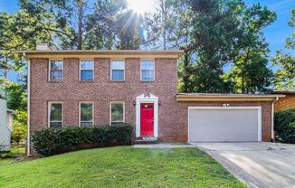 3BR/2B.5BA in Prime Stone Mountain Location!