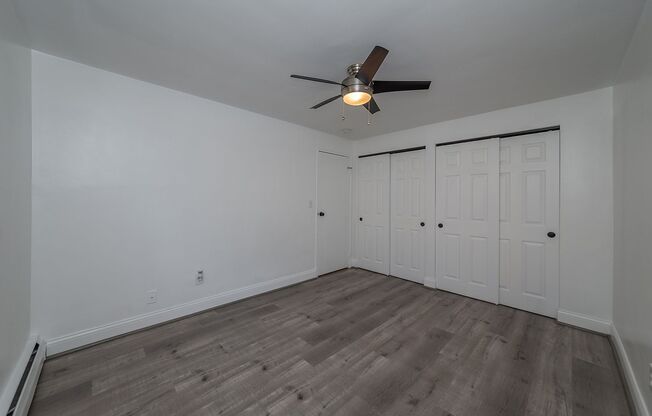 1 bed, 1 bath, 650 sqft, $1,000, Unit 11