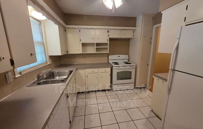 11332 E MINOR DR