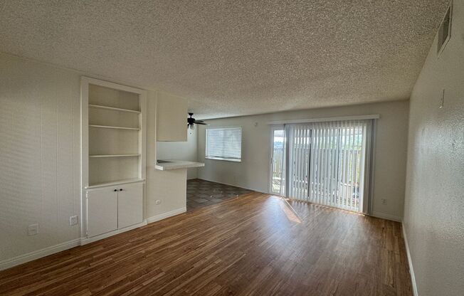 La Paloma - 8171 Vincetta Drive La Mesa, CA 91942