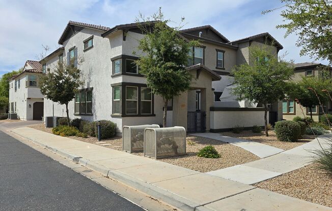 Excellent location and great amenities included!