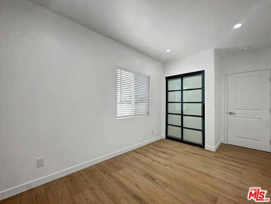 2 beds, 1 bath, 700 sqft, $2,895