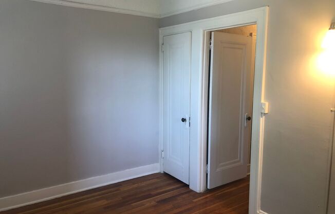 2 beds, 1 bath, 844 sqft, $1,425, Unit 2A