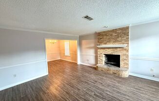 2 beds, 1.5 baths, $1,250, Unit # B