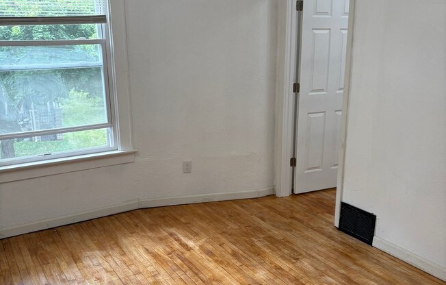 422 N 29 ST
