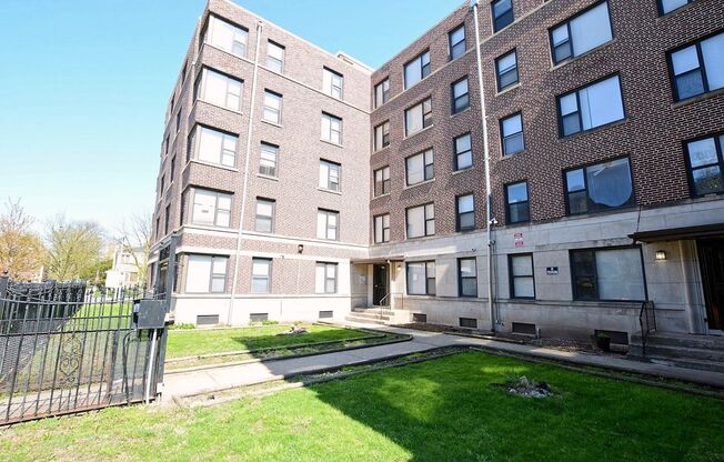 7200 Coles