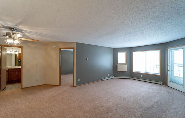 2 beds, 2 baths, 1,031 sqft, $1,425, Unit 3700112