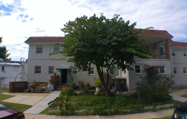 Harborview Apartments