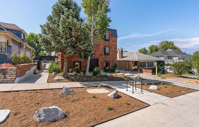 Welcome To The Hauser Apartments!!!!