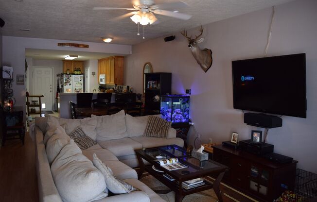 AUG PRE-LEASE! 3 Bed/3 Bath Duplex with Huge Backyard!