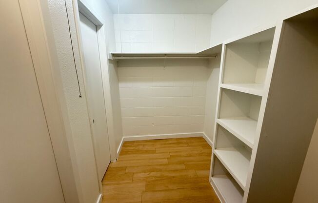 2 beds, 2 baths, 989 sqft, $1,475, Unit PEN-203A