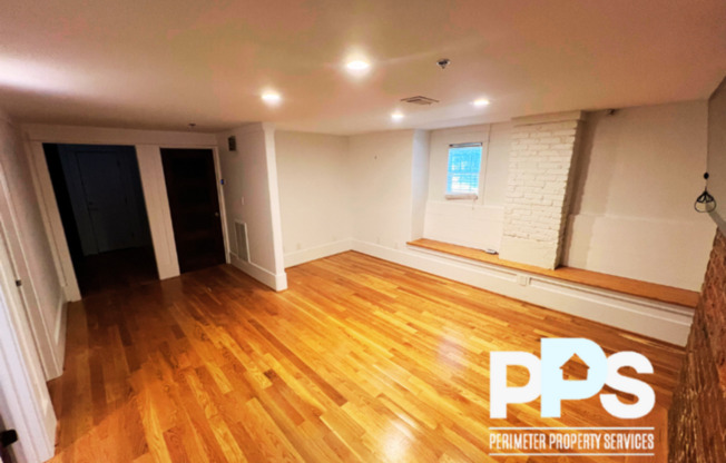 951 EDGEWOOD AVE
