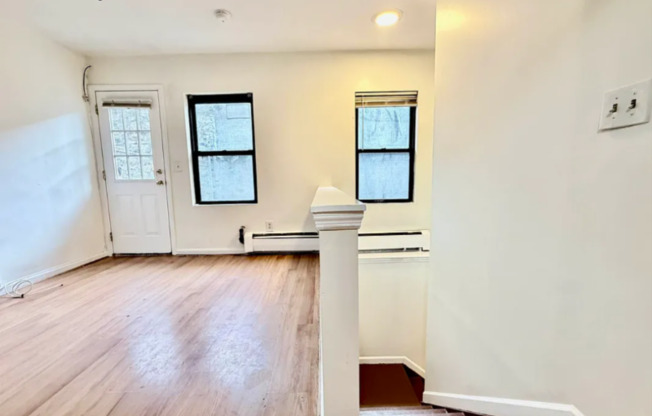 E.3rd St and 1St Ave