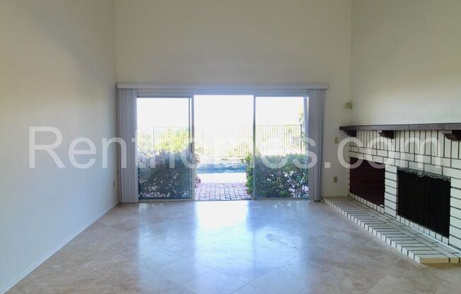 Scripps Ranch, 10258 Grayfox Dr, Nice Views, Private Pool and Spa, Fireplace, 2 Car Garage with Opener.