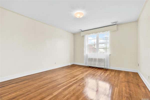 2 beds, 1 bath, $2,450, Unit 2R