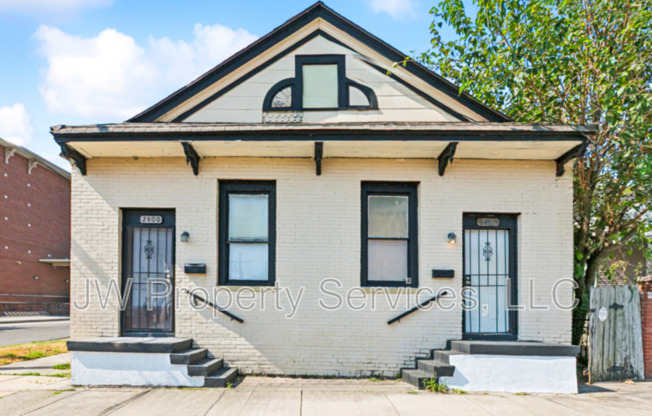 2400 DUMAINE ST