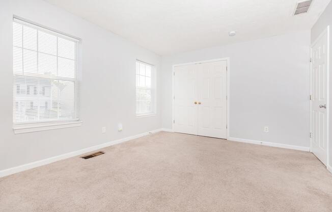 4 beds, 4.5 baths, 2,000 sqft, $1,912