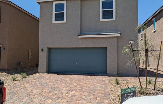 A Fabulous 4 Bedroom Close to Nellis Air Force Base