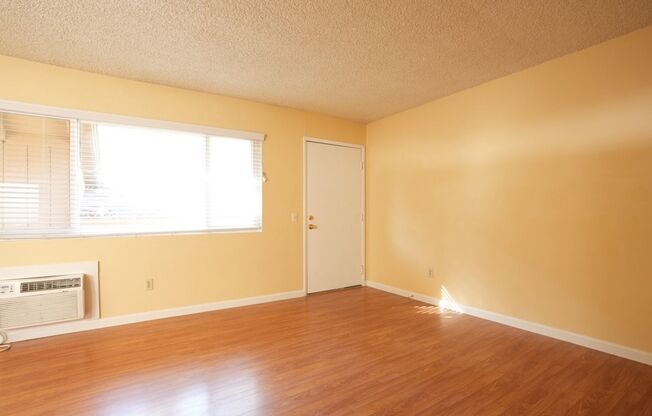 1 bed, 1 bath, $1,750, Unit 1416 Myrtle Street #7