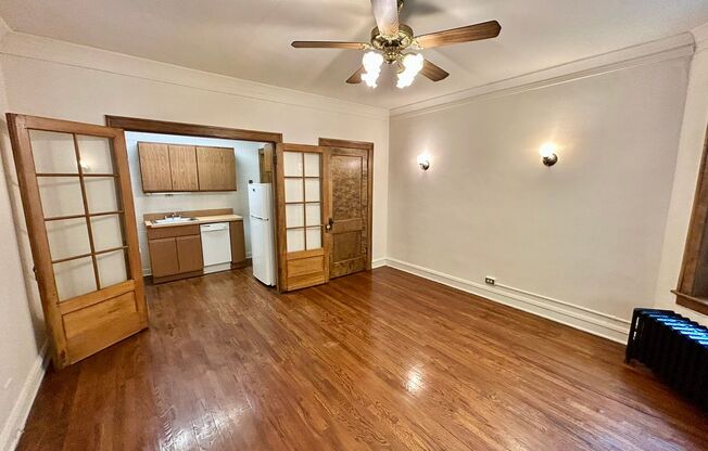 1 bed, 1 bath, 425 sqft, $1,865, Unit 233-120