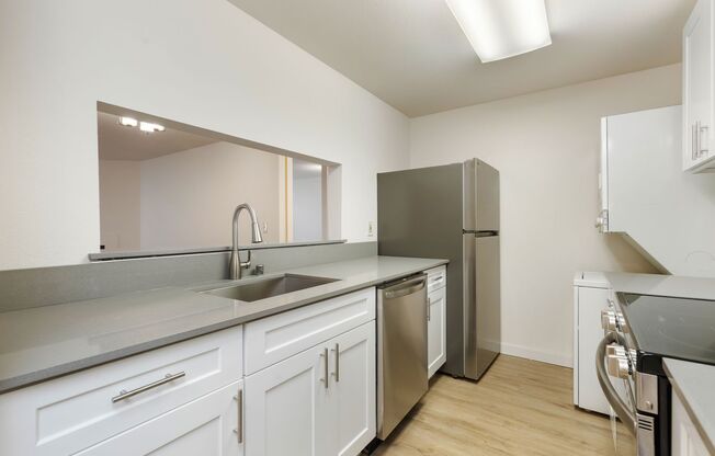 1 bed, 1 bath, 685 sqft, $1,470, Unit 404