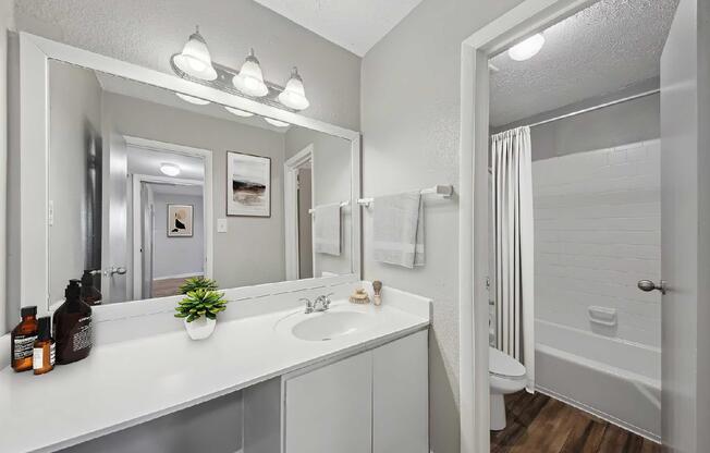 1 bed, 1 bath, 780 sqft, $1,283