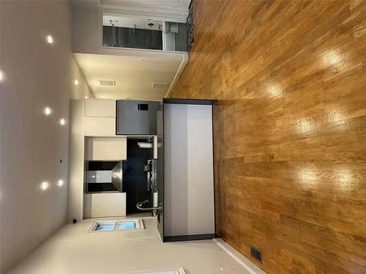 3 beds, 2 baths, 1,155 sqft, $3,100, Unit 2