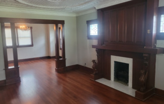 123 N 42 ST