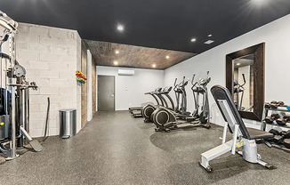 2 beds, 1 bath, $3,550, Unit 3B
