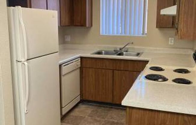 2 beds, 2 baths, 900 sqft, $1,375, Unit 237