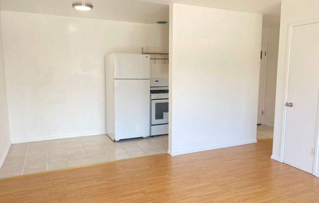 1 bed, 1 bath, $1,850, Unit A