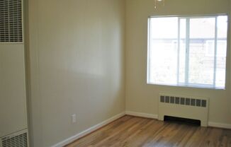 1 bed, 1 bath, 624 sqft, $1,495, Unit B07