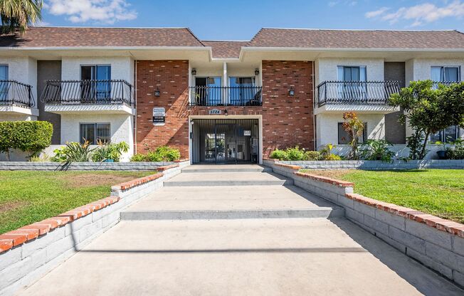 Windsor Arms Apartments
