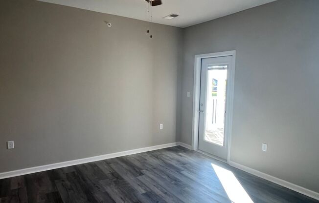 1 bed, 1 bath, 775 sqft, $1,050, Unit C204