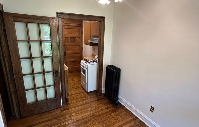 Studio, 1 bath, 450 sqft, $1,665, Unit 520-C2
