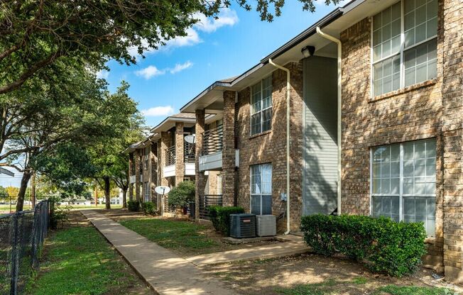 Spacious 2 Bedroom Luxury Apartment in Midlothian, TX - NEWLY RENOVATED