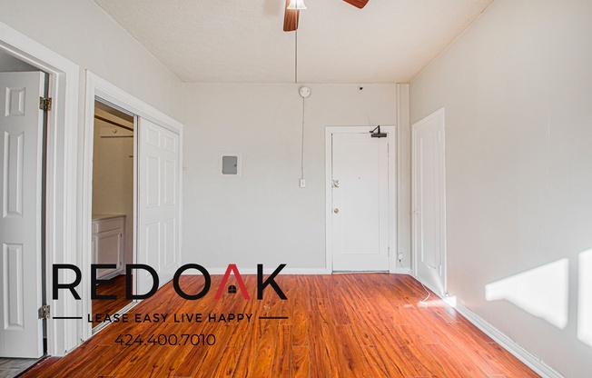 1243 South Mariposa Ave