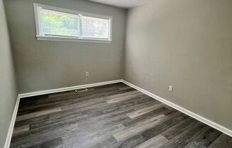 2 beds, 1 bath, $995