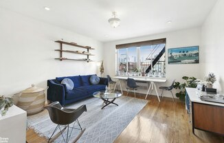 35 ESSEX ST
